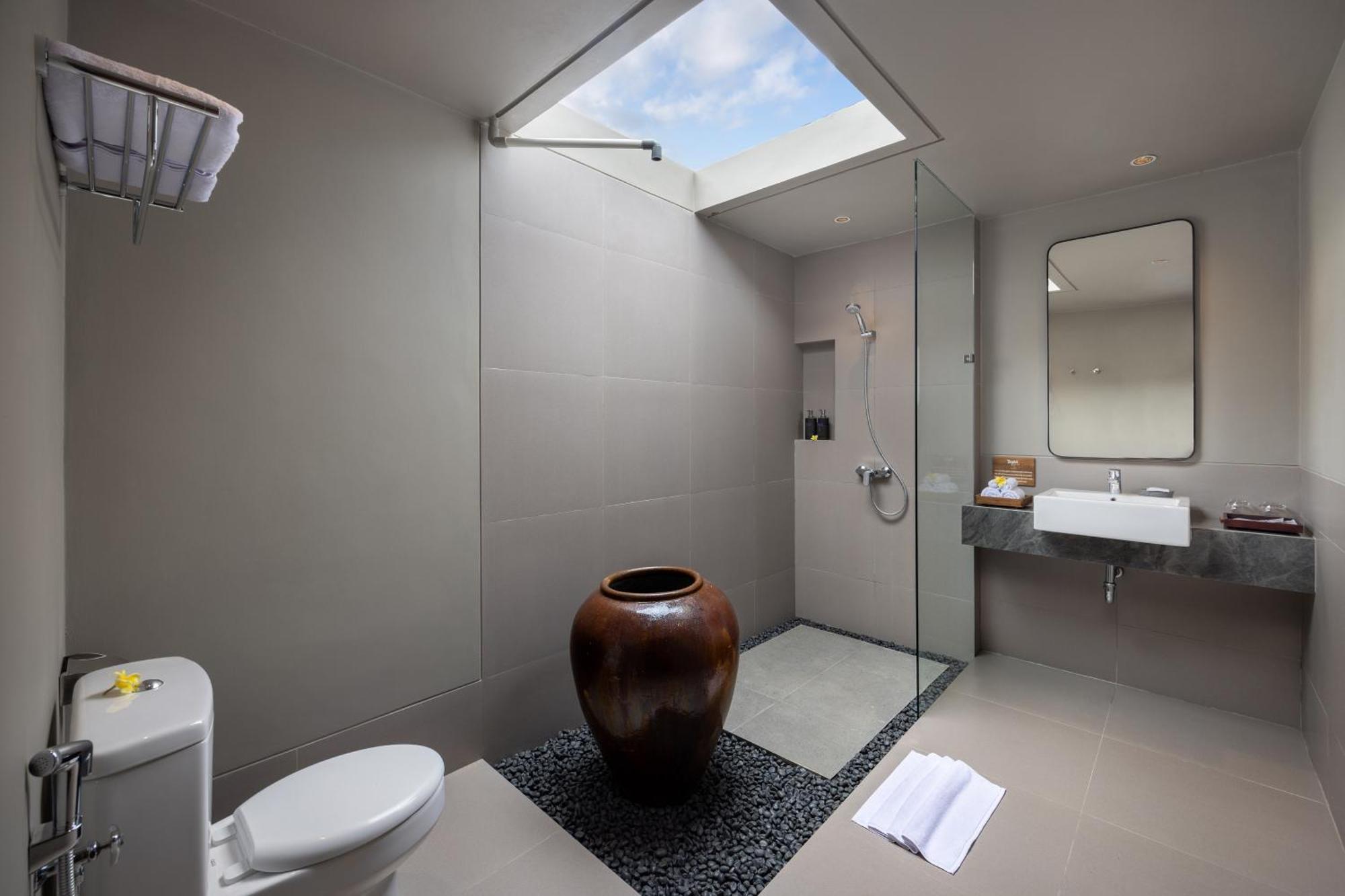 Tapa Agung View Hotel Menanga Ngoại thất bức ảnh