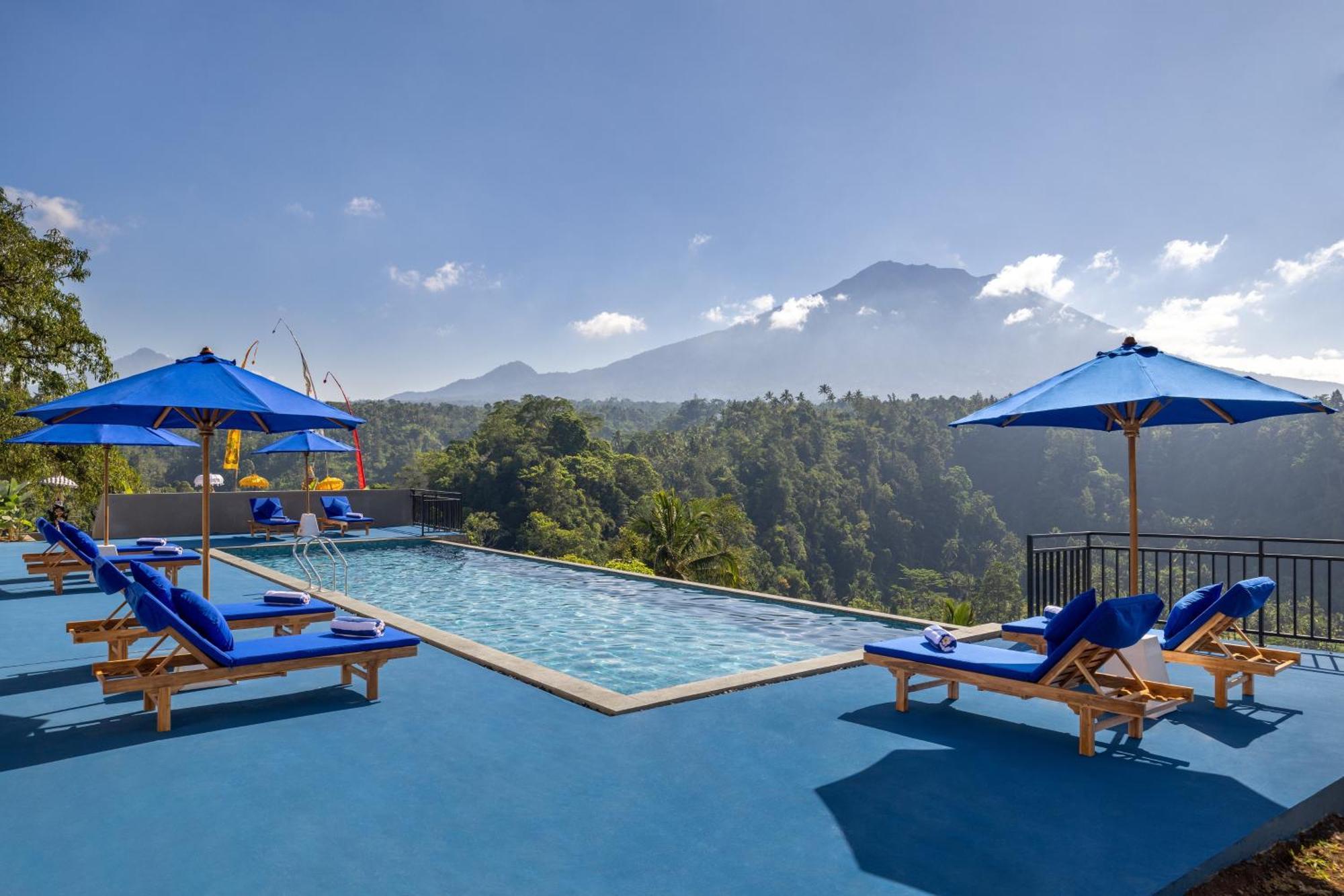 Tapa Agung View Hotel Menanga Ngoại thất bức ảnh